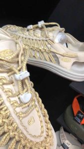 รองเท้าแตะสวม องเท้าคีน รองเท้าแตะ พร้มกล่อง รองเท้าแตะรัดส้น เชือกถักสาน รองเท้าเดินป่า ชาย หญิง-KEEN