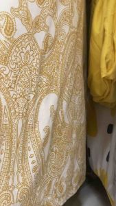 JÄTTEVALLMO แยตเทอวัลล์โม ปลอกผ้านวม+ปลอกหมอน 2 ใบ เหลือง/ขาว 240x220/50x80 ซม.