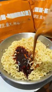 Mr. Instant “Wow” Fire Chicken Noodles/Noodles in Sesame Chili Sauce/Super Spicy Fire maggie
