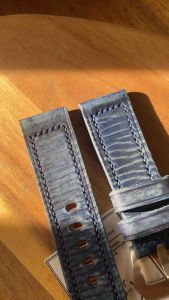 สานนาฬิกาหนังแท้ สายแพม หนังสีกรมท่า: ของใบหน้าที่สวยงาม บรรทัดสายแพม สำหรับกรมท่า