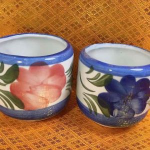 กระถางธูป กระถางธูปมงคล เนื้อเซรามิกส์ลายดอก มี 4 ขนาดค่ะ