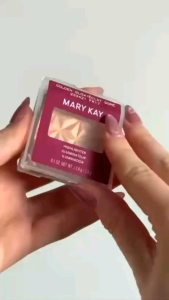 Limited-Edition† Mary Kay® Illuminating Highlighter 0.1 oz