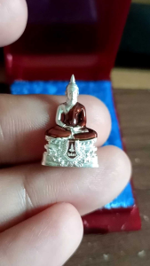 หลวงพ่อโสธร พุทธศิลป์ ลอยองค์ รุ่นเจ้าสัวแปดริ้ว 2566