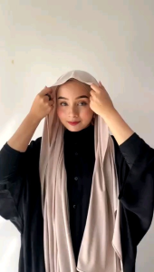 Hijab Pashmina Kaos Jersey Ukuran 175 x 65 cm Bahan Adem dan Mudah Dibentuk