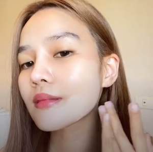 ครีมกันแดด & ครีมขมิ้นคอลลาเจน D-VER ดีเวอร์ สิว บำรุงผิว ให้กระจ่างใส