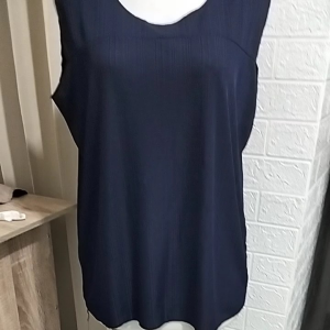 Atasan LD 104 PB 56: Desain Modern & Pakaian Wanita