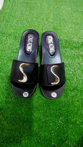 GUỐC NỮ QUAI NGANG ĐEN ĐÍNH ĐÁ DÉP ĐẾ XUỒNG 7 CM nhựa PU siêu nhẹ đế cao su chống trơn