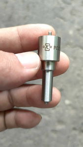 Nozzle 5 Lobang Kubota RD85 DI-1S 2S Kubota Deisel RD85 DI 1S / 2S