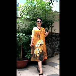 Đầm Trung Niên Dáng Suông A Che Bụng - Vải Lụa Thạch Anh Sang Trọng. Đủ Size từ 48kg đến 90kg.