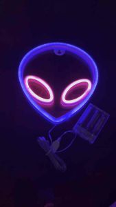 2in1 ใช้ถ่าน USB และเซิร์ฟเวอร์ ไฟนีออนตกแต่งห้อง ป้ายไฟ ป้ายไฟLED ป้ายไฟประดับ ป้ายไฟร้าน ป้ายไฟตกแต่งผนัง รูปเอเลี่ยน