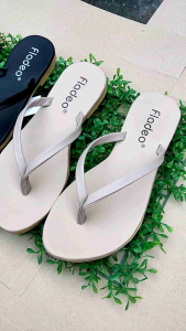 Sandal Jepit Wanita: Cocok untuk Berbagai Acara & Aktivitas Sehari-Hari