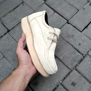 sepatu wanita wallabe kulit sapi sueede