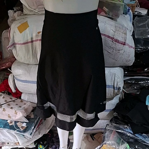 Des Rok 7118/602 Jala Hitam: Desain Elegan & Bahan Nyaman