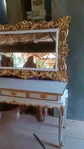 Meja Rias Dua Warna Murah Terbaru
