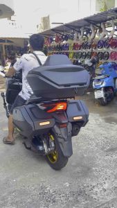 กล่องท้าย+กล่องข้างForza350