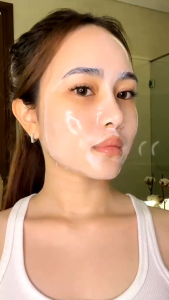 Masker Peeling Yogurt Alpha Arbutin: Solusi Perawatan Kulit dan Anti Jerawat