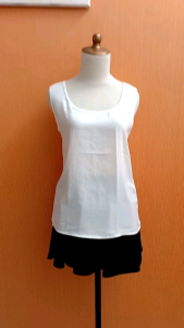 atasan wanita putih polos PEPPER+ cewek S M blouse kutung belakang lace cute santai
