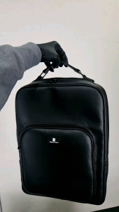 Tas Ransel Desain Premium: Backpack RJ65 untuk Kerja & Kuliah