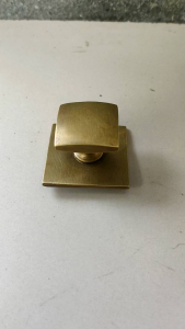 Knob Laci Lemari Meja Kuningan Antik Motif Kotak 4 cm 1 Pcs