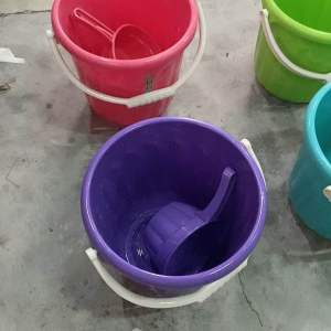 Uniglobal Quality 3in1 Plastic House Hold 22 Litters Timba With Tabo and Stool