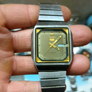 Đồng hồ Seiko 5 chém cạnh xám ghi automatic zin cổ xưa máy miyota 8200 bản cao cấp