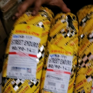 Ban Swallow Street Enduro 80/90-14 Ban Luar Swallow Street Enduro 90/90-14 Ban Luar Swallow Street Enduro 110/80-14 Universal Metic