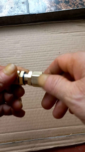 Đầu Nối Dây Rửa Xe 8.5 Lắp Cho Dây Rửa Xe Chạy Dây curoa  ( BẰNG ĐỒNG)