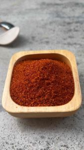 พริกป่นละเอียด เผ็ด หอม ไม่ผสมก้าน เกรดพรีเมี่ยม 200 g.(ติ๊กดำ)