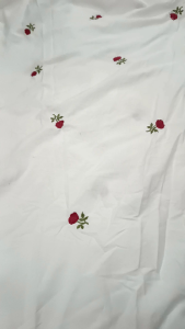 KAIN KATUN BORDIR MOTIF BUNGA