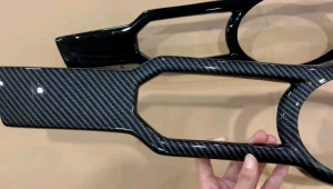 Grill Bumper Depan Innova Zenix 2022-2025: Silver Hitam Carbon