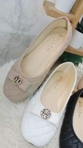 Shoes168: รองเท้าคัชชูลายตารางทรงหัวตัดอะไหล่เพชร - รูปร่างสวยงาม สูงใส สำหรับคนที่มีความรู้สึกดี