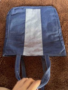 กระเป๋ายีนส์ ผ้าหนางานทน 16*17นิ้ว