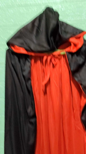 Halloween Capa With Hood For Adult & Kids Reversible Black White Design Perfect For Halloween Parties Costume Events