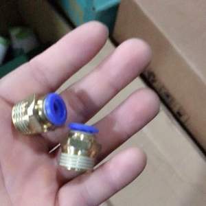 2 Cút Đầu bơm zen 17 ống phi 8 nối nhanh cho máy phun sương