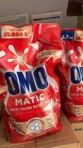 Nước giặt OMO MATIC  sạch thơm vượt trội sản Phẩm chuyen dung cho máy giặt cua tren tui 37kg