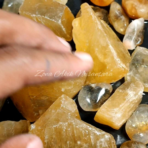 CITRINE GOLDEN BAHAN NATURAL QUALITAS BAHAN TEMBUS SENTER PLUS SPESIAL