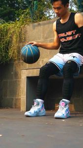 SEPATU BASKET TRUST EXPERT