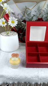 กล่องขนมเปี๊ยะ กล่องแดง กล่องขนมไหว้พระจันทร์ 4 ช่อง (5ชุด/แพ็ค)