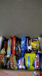 Valentine's Gift Box: 15 Pcs Assorted Imported Chocolate W/ Letter & Picture