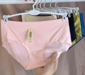 LOẠI 1- Combo 10 Quần Lót Nữ Chất Liệu Su Đúc Lạnh Không Viền Mềm Mịn Thoáng Mát