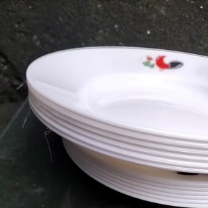 12pcs piring makan ayam jago piring plastik berkualitas