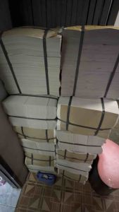 กระดาษปรู๊ฟ (ขนาด10กิโลกรัม) ขนาด 8×12 เหมาะสำหรับห่อฝรั่ง ตัดขนาด 8 ×12 นิ้ว ห่อได้ทั้งฝรั่งแป้นและกิมจู โดนฝนโดนแดดแล้วไม่ยุ่ยไม่เปื่อย คุณภาพดี ห่อแล้วฝรั่งผิวสวย สินค้าพร้อมส่งค่ะ