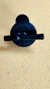 Tutup Tabung Cadangan Air Radiator Toyota Avanza Xenia Rush Terios