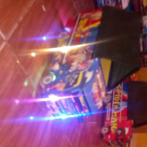 Miniatur Truk Variasi Lampu: Mainan Anak yang Menyenangkan