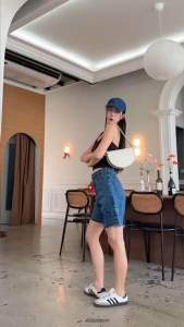 กางเกงยีนส์ขาสั้น ผ้าไม่ยืดขาไม่สั้นมาก ป้าย Punny jeans