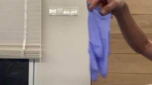 (100ชิ้น)ถุงมือยางไนไตร ไม่มีแป้งถุงมือยางเอนกประสงค์ เนื้อเหนียว ทนทาน ไม่ขาดง่าย ยืดหยุ่น ใส่กระชับมือ ใช้สัมผัสอาหารได้ ราคาถูกที่สุดในลาซาด้า .