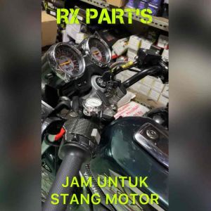 JAM UNTUK STANG MOTOR / SETANG MOTOR UNIVERSAL  BISA UNTUK SEMUA MOTOR YANG STANGNYA DI LUAR Barang sesuai Dengan Yang Ada Di Foto