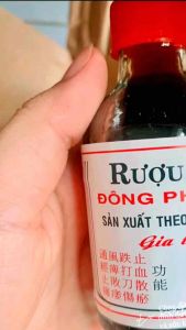 Dầu xoa bóp Đông Phương sản xuất theo công thức gia truyền 100ml