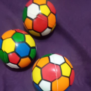 Mainan Bola Mini Spon Busa seperti squishy