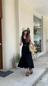 WEWEARSTUDIO - Amy Dress เดรสพร้อมเข็มขัด